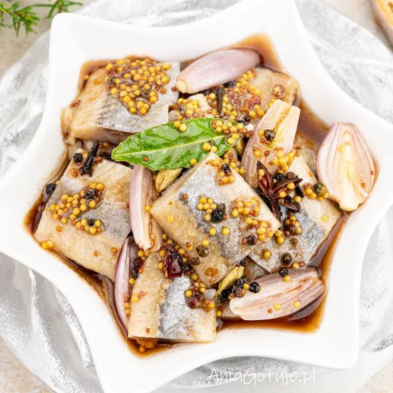 Jakie śledzie wybrać do idealnej sałatki?