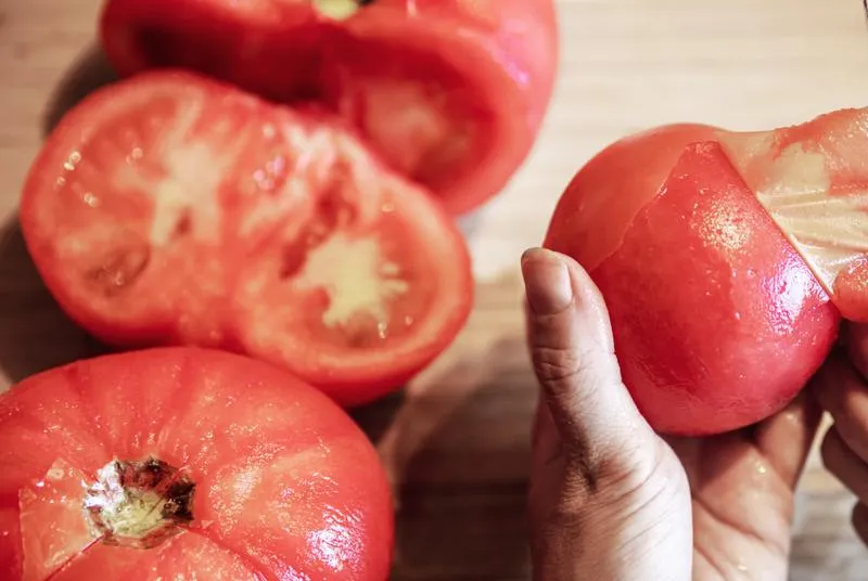 Metody obierania pomidorów