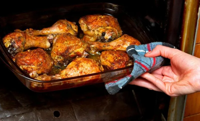 Różnice w pieczeniu wieprzowiny wołowiny i drobiu